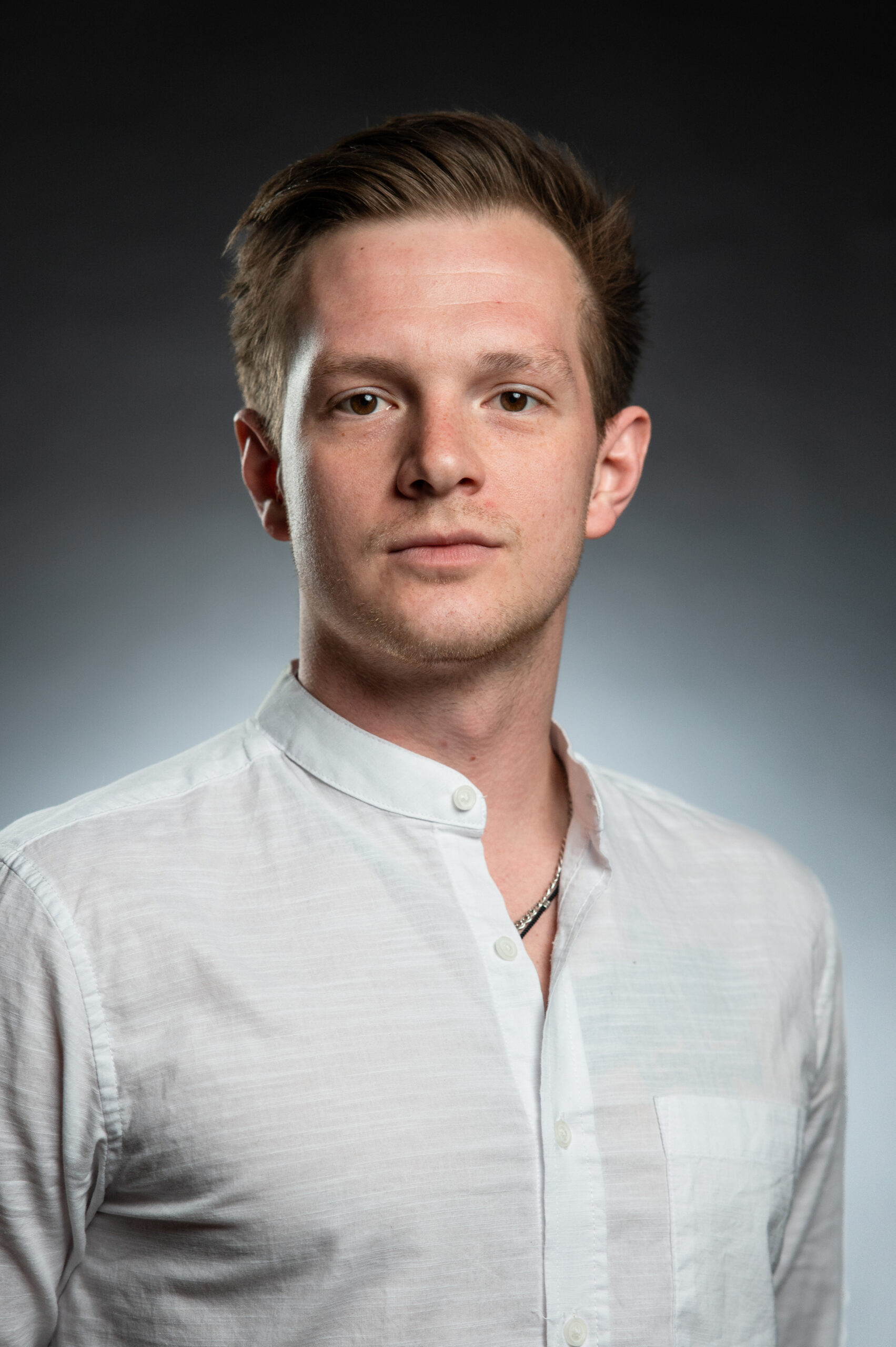 Руслан Диня